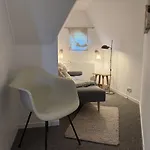 Strand-lug Lägenhet *