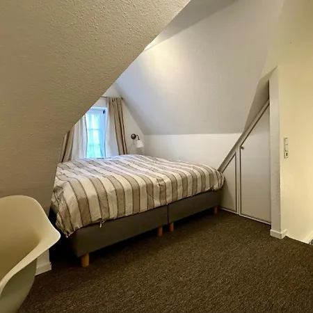 Strand-lug Apartment *